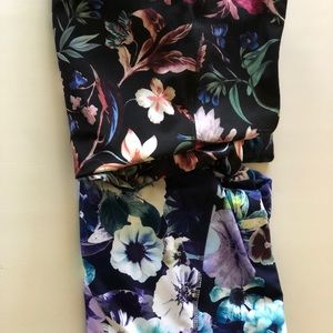Bundle of floral xxl leggings
